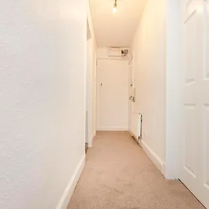 https://royal-mile-apartments.edinburghhotelsuk.org